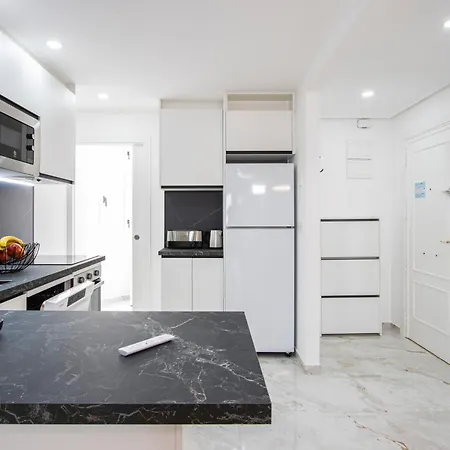 Апартаменти Espanatour Playa Del Cura *